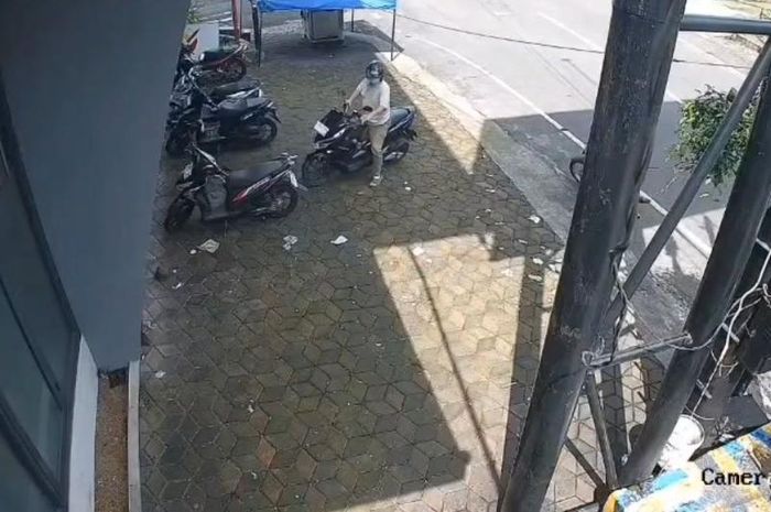 Honda PCX milik remaja jadi sasaran gendam dengan modus wawancara lowongan kerja