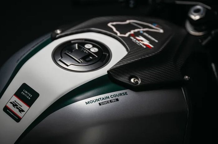 BMW M1000 RR Limited Edition Isle of Man TT