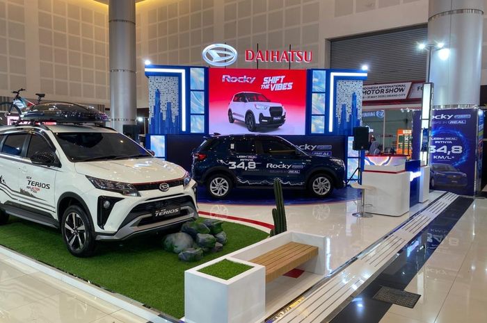 Booth Daihatsu di IIMS Surabaya 2026