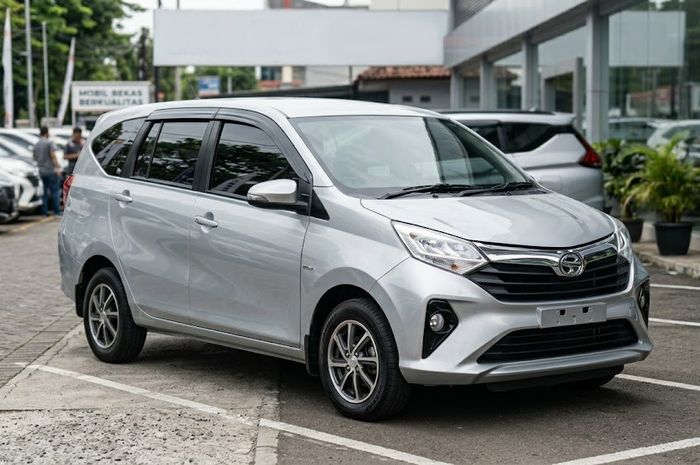 Mobil bekas Toyota Calya 2023