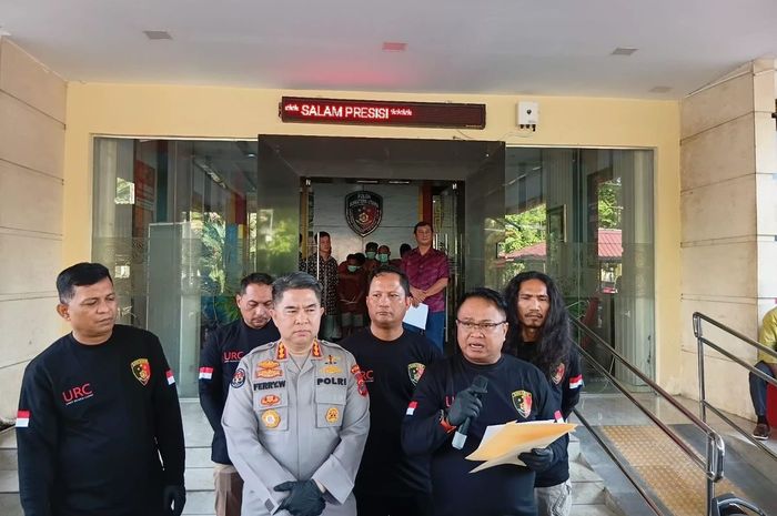 Konferensi Pers Polda Sumut, (30/5/26) atas penangkapan lima sindikat maling motor antar kabupaten di Sumatera Utara yang sempat melukai dua anggota Polisi