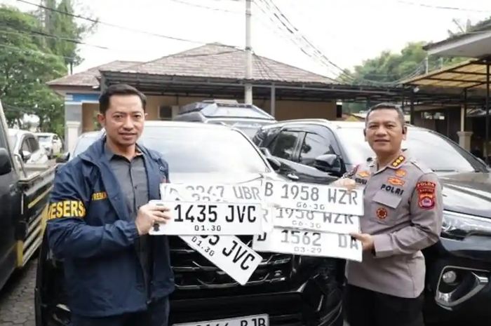 Polisi berhasil bongkar siasat nakal debt collector yang menganiaya anggota Brimob saat menjalankan aksinya