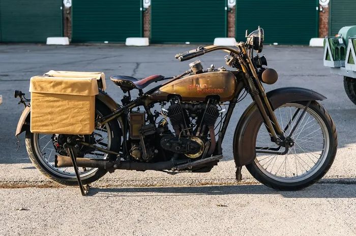 Harley-Davidson F-Head V-twin diconvert ke mesin hybrid