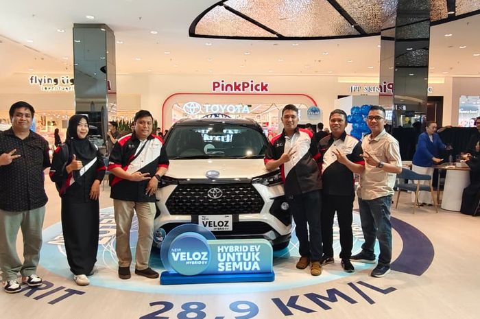 Hadiri acara Veloz hybrid lintas Nusa di kawah putih Ciwidey Bandung