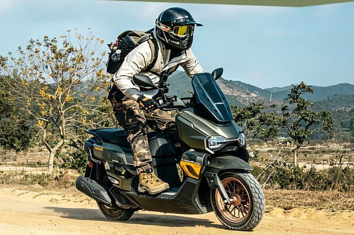 penampakan skutik baru Honda HooRide 125