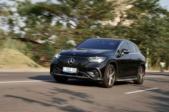 Torsi Brutal Mercedes-Benz EQE 350 SUV Bisa Lari Sekencang Ini