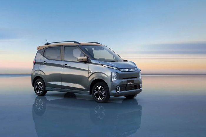 penampakan versi terbaru Mitsubishi eK Cross EV, adik Xpander versi listrik yang beredar di Jepang