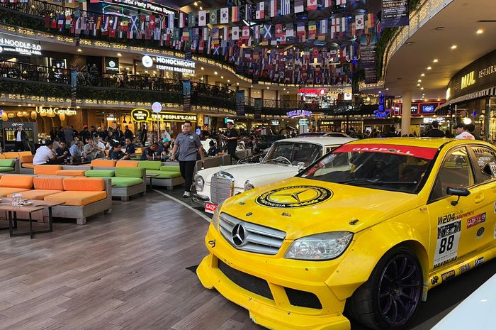 Mercedes-Benz W212 Club Indonesia (MBW212CI) merayakan hari jadinya yang ke-10 melalui gelaran bertajuk 
