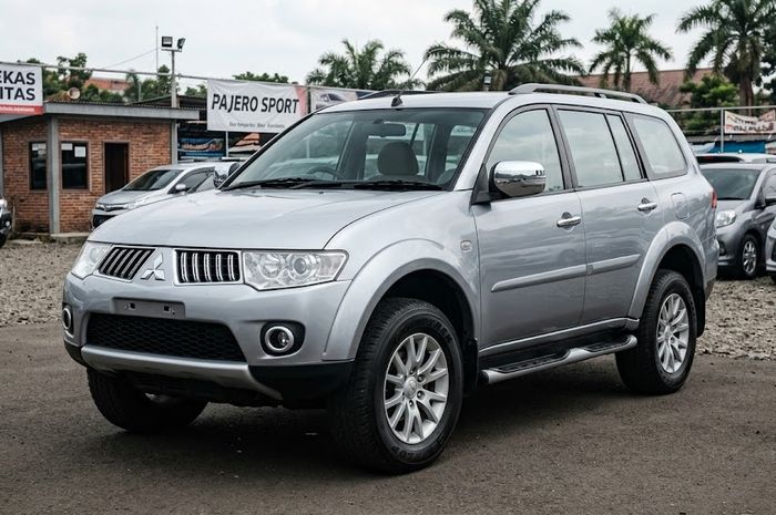 Mobil bekas Mitsubishi Pajero Sport 2009