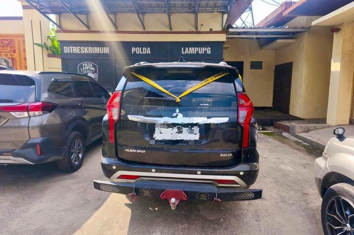 Barang bukti Mitsubishi Pajero Sport yang sebelumnya dirampas paksa 8 debt collector di Bandar Lampung, Lampung
