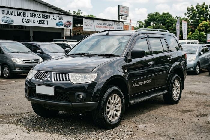 Mobil bekas Mitsubishi Pajero Sport 2009