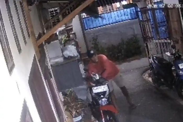 Maling Yamaha Mio gagal beraksi usai tahu motor ogah diajak maju gara-gara ini