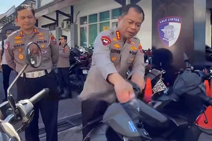 Barang bukti kecelakaan lalu lintas di Surabaya bisa diambil gratis