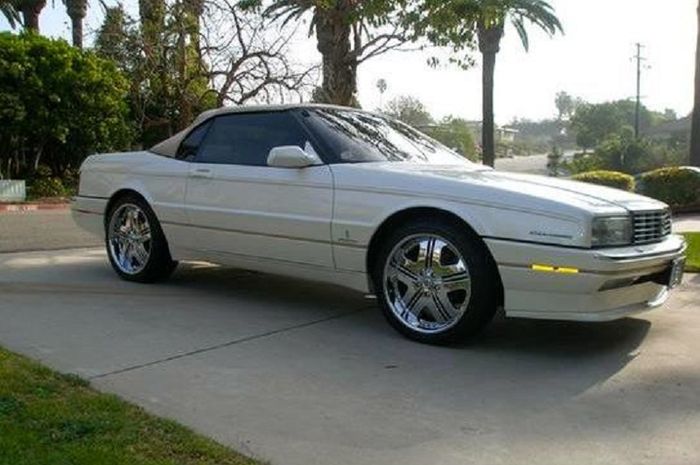 Tom Perry Cadillac Allante