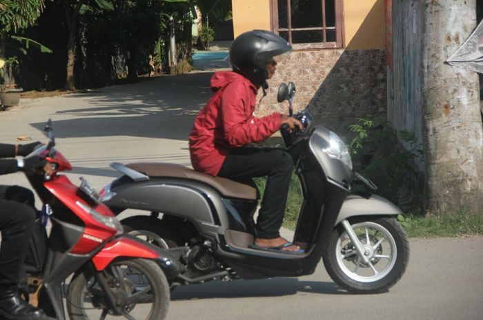 Waspada posisi berkendara