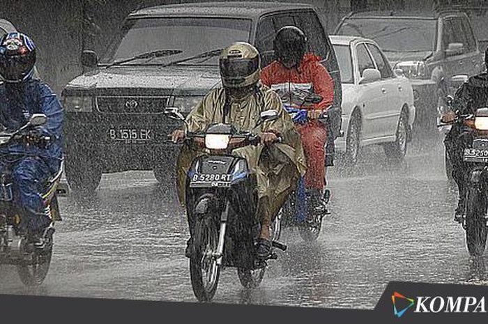 Berkendara Saat Hujan