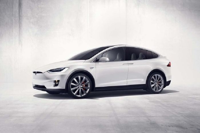 Tesla Model X 2017