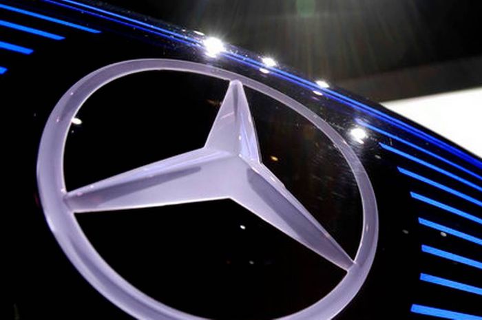 Logo of Mercedes