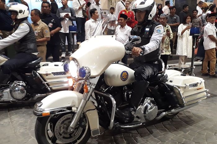 Dikawal masih kena macet juga