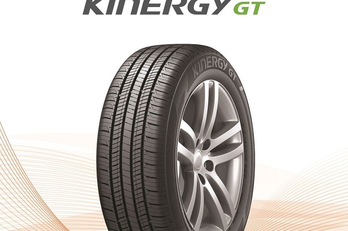 Resmi jadi ban Toyota Camry