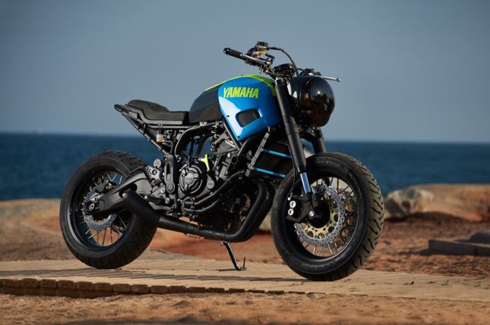 Yamaha SXR700 kustom street tracker dari Ad Hoc Caf&eacute; Racers