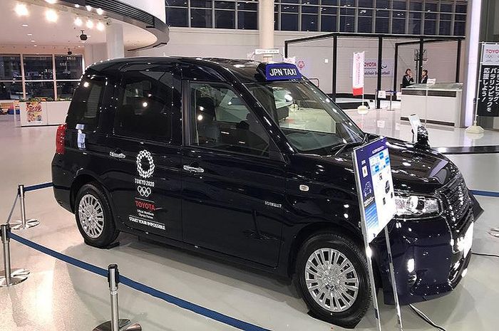 Toyota hatchback hybrid