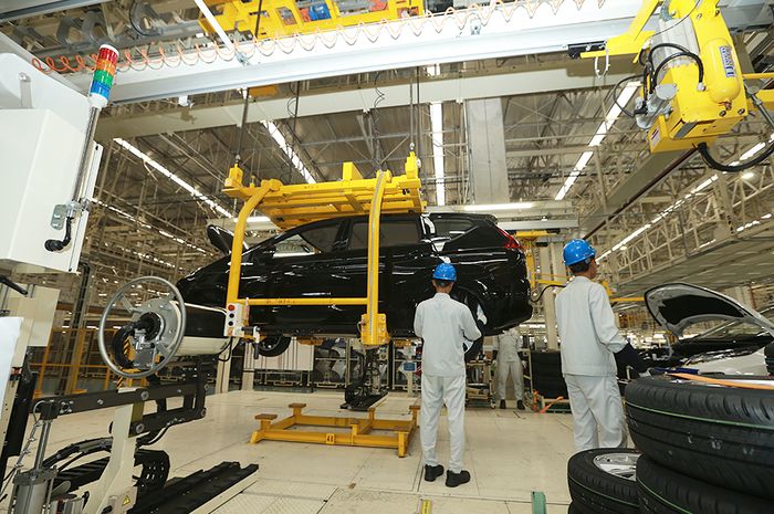 Mitsubishi Xpander.  Inden Berjalan