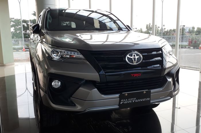 Toyota Fortuner TRD Sportivo