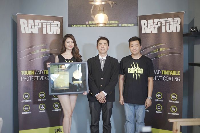 Basecoat Raptor meraih award dari ROI