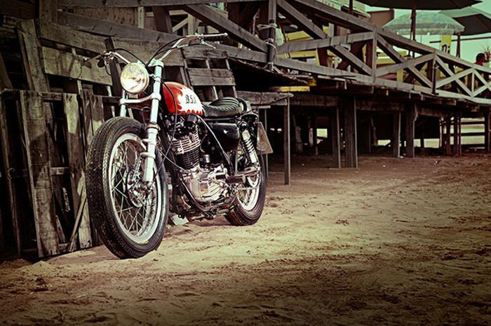 Yamaha SR400 kustom tracker dari Brat Style, dilansir oleh www.yamahamotorsports.com