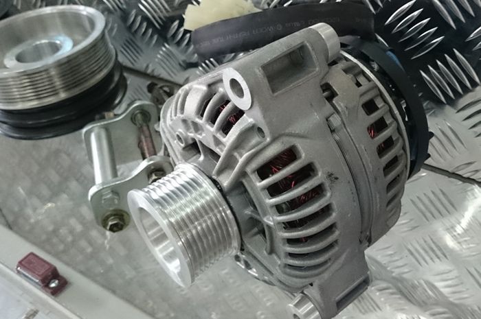 Alternator mobil