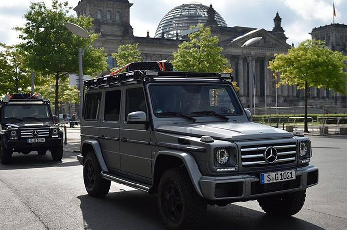 Mercedes-Benz G500 dipilih karena keandalannya