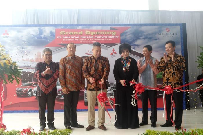 Peresmian Diler Mitsubishi di Purwokerto