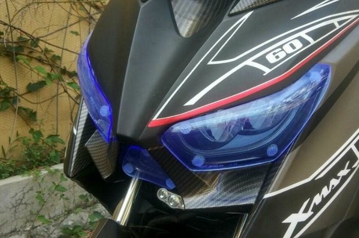 Mika pelindung lampu depan Yamaha Xmax 250