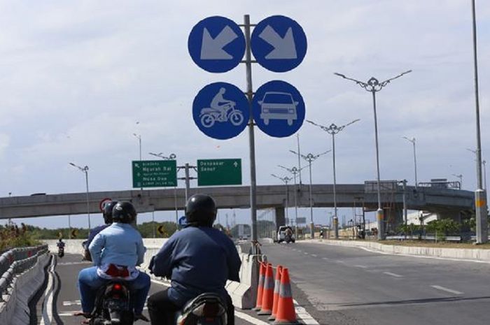 Tol Bali Mandara memiliki jalur khusus sepeda motor