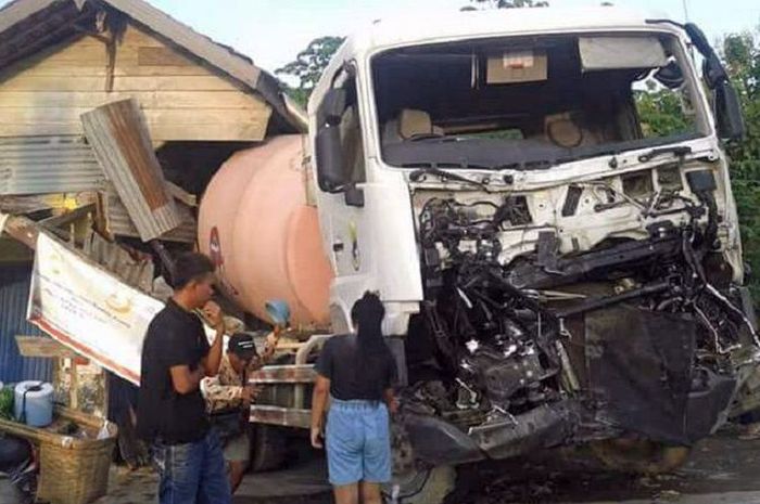 Kecelakaan truk vs kereta api di Grobogan, Jawa Tengah
