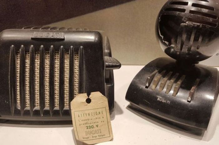 Radio produksi Ducati