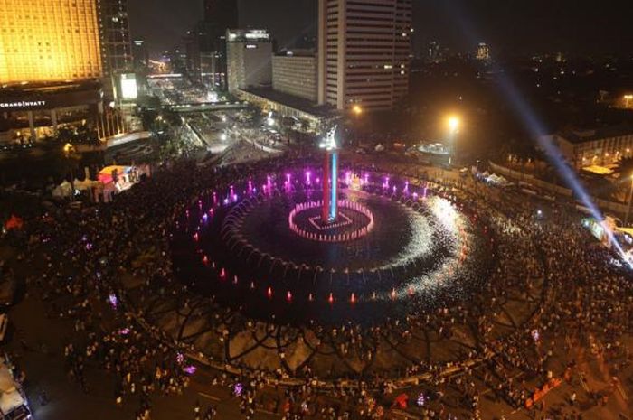 Ada kantong parkir di seputaran Thamrin dan Sudirman