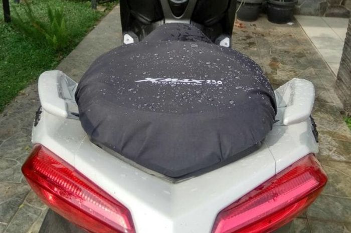 Cover jok Yamaha Xmax