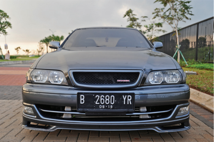 Toyota Chaser Tourer V sedan langka untuk ajang sideways tapi juga jinak untuk harian