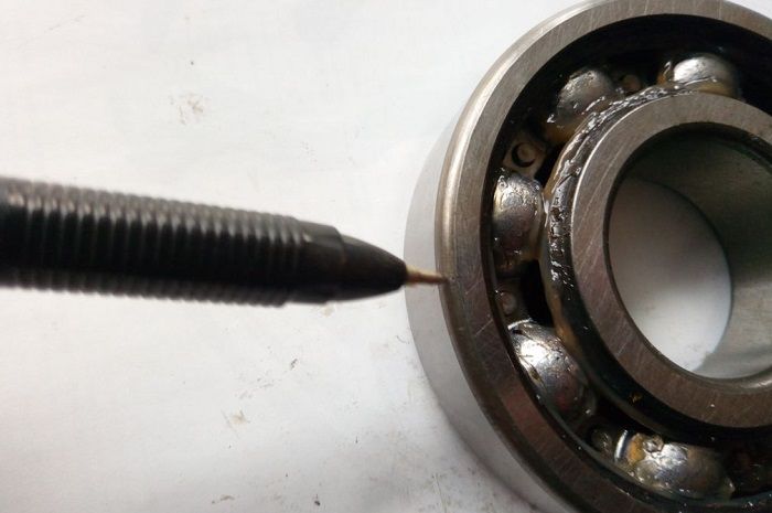 Ilustrasi. Bearing kruk as.