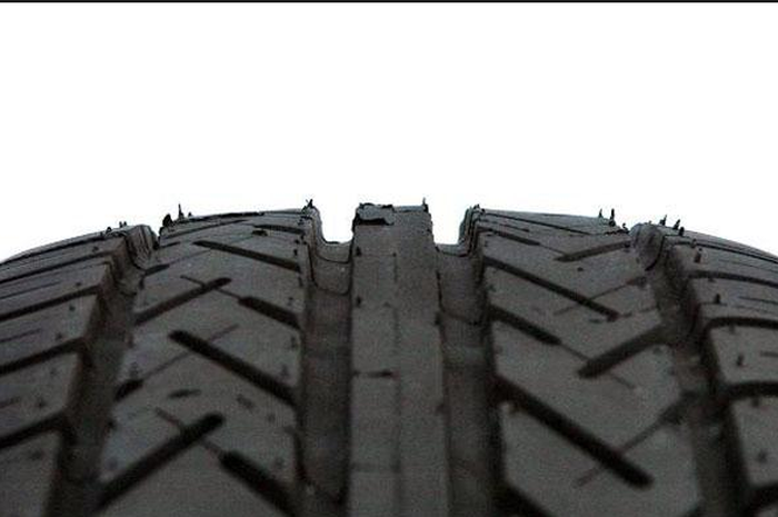 Rambut tipis pada ban 