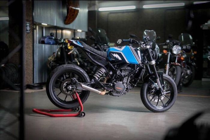 KTM Duke 125 custom tracker dari Art on Wheels, dilansir oleh Bikebrewers.com