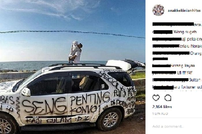 Toyota Fortuner dicorat-coret