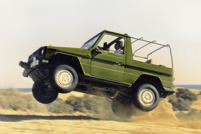 Mercedes-Benz G 460 1979