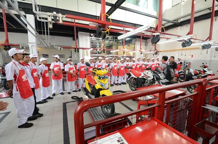 Dalam tahun 2017 Ada 5.050.000 motor Honda yang servis di AHASS