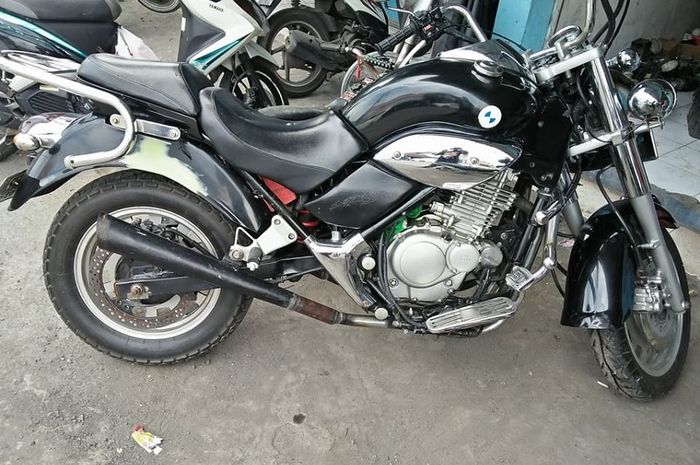 Loncin Yang Mirip BMW James Bond