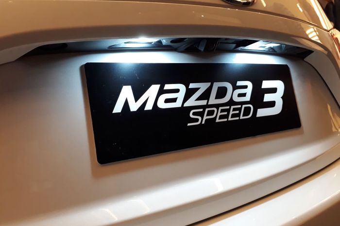 Lampu LED Philips Mazda3 speed