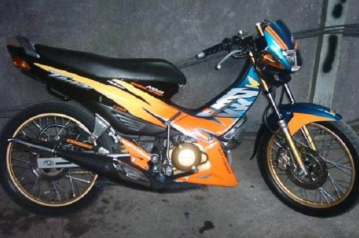 Honda Nova Tena, motor bebek sport bengis