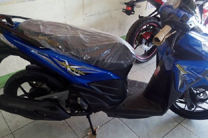 Motorstar EasyRide 150 RS, desainnya benar-benar mirip Honda Vario 150.